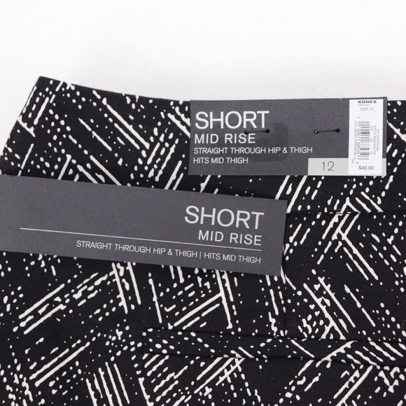 Apt 9 Mid Rise Citi Shorts Woman's Size 12 NWT - Picture 3 of 9